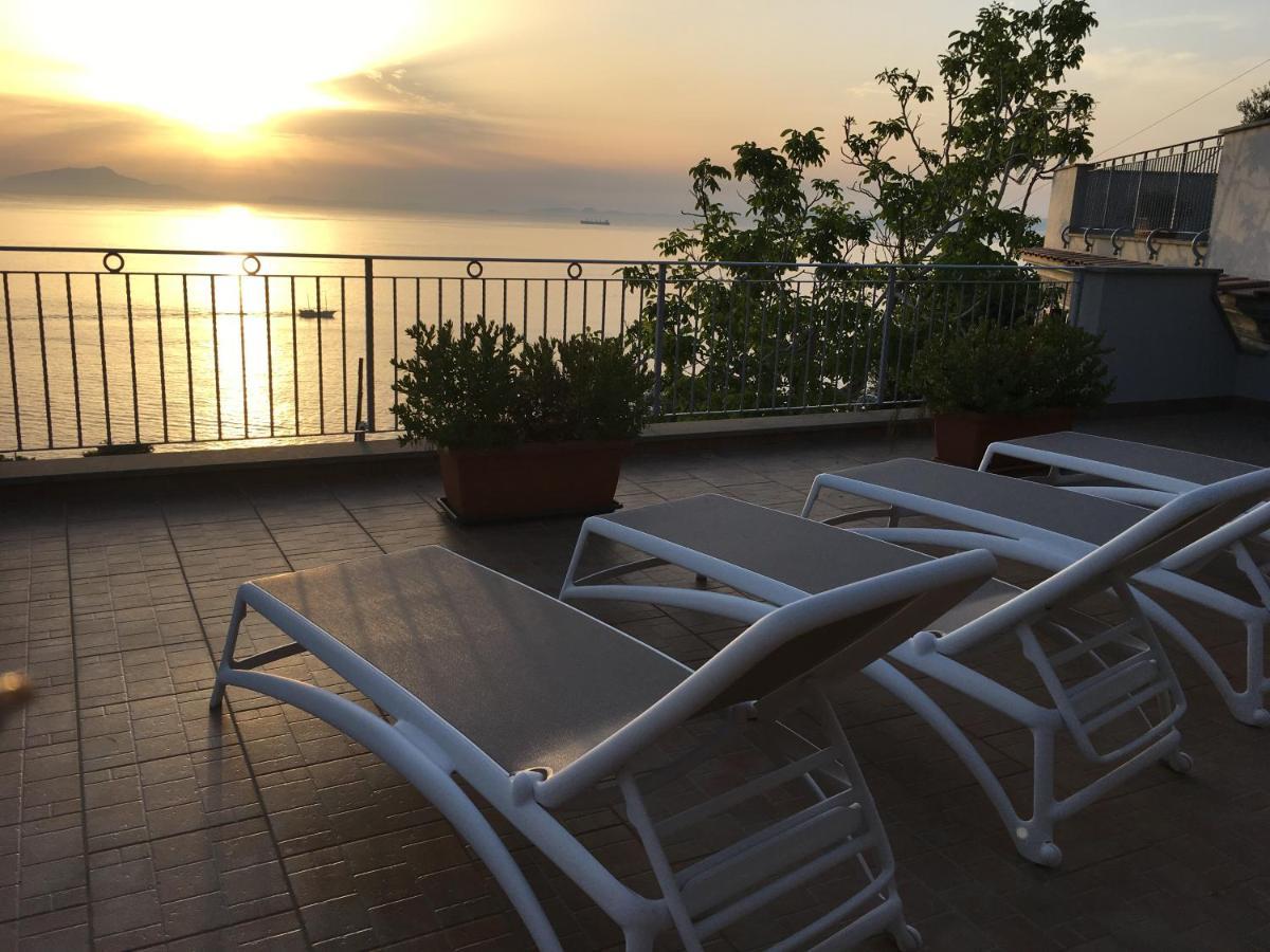 מסה לוברנסה Villa D'Amare Capri View מראה חיצוני תמונה